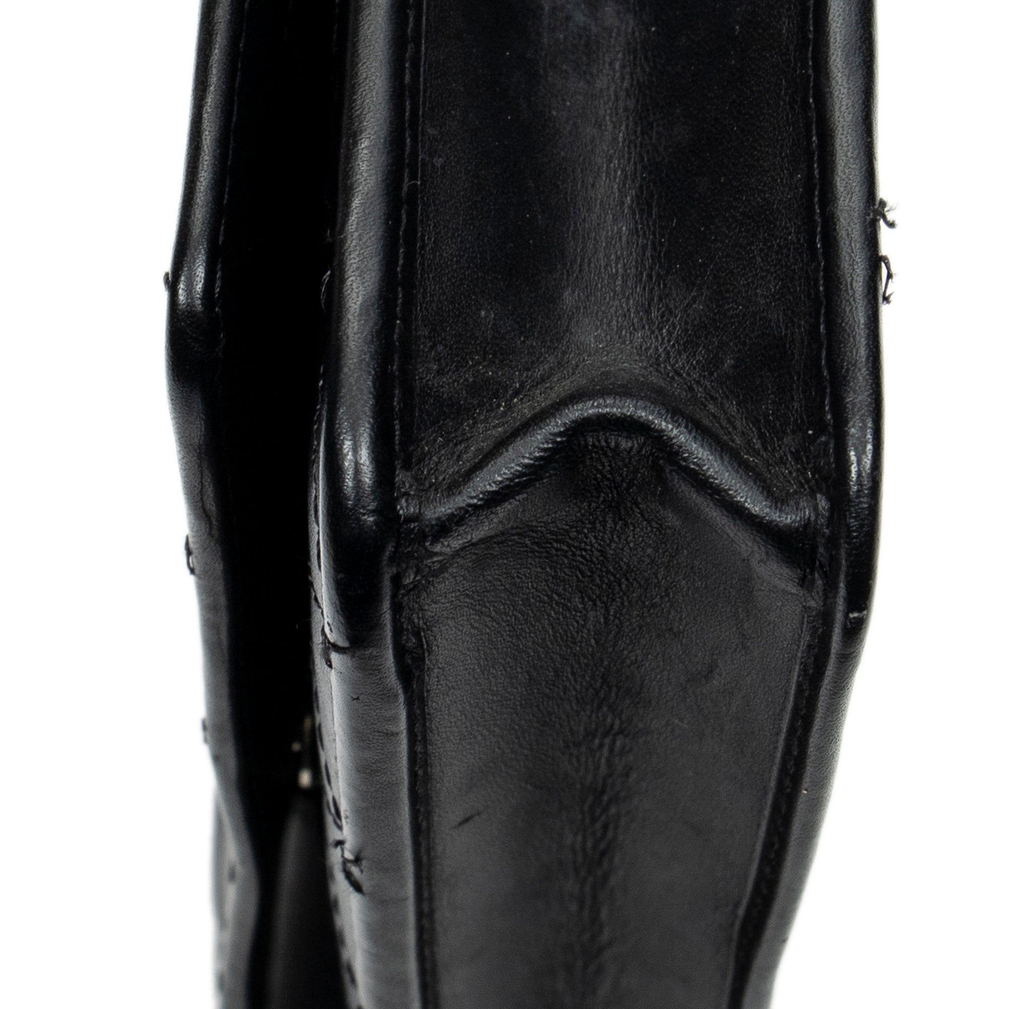 Bolso al hombro Cambon Ligne Cartera con cadena de piel de becerro acolchada negra