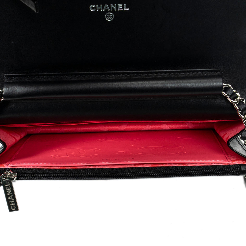 Bolso al hombro Cambon Ligne Cartera con cadena de piel de becerro acolchada negra