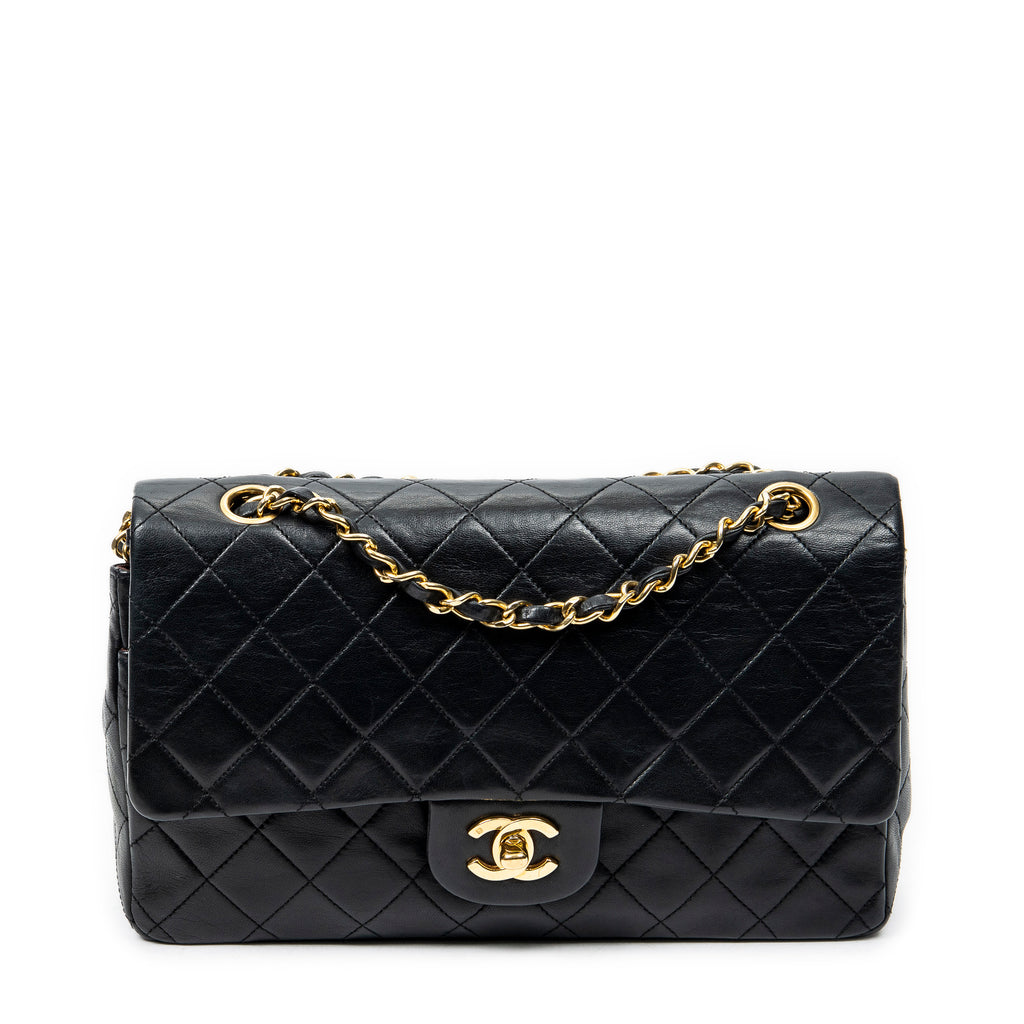 Bolso de Hombro Clásico Doble Solapa 26 Piel de Cordero Acolchada Negra