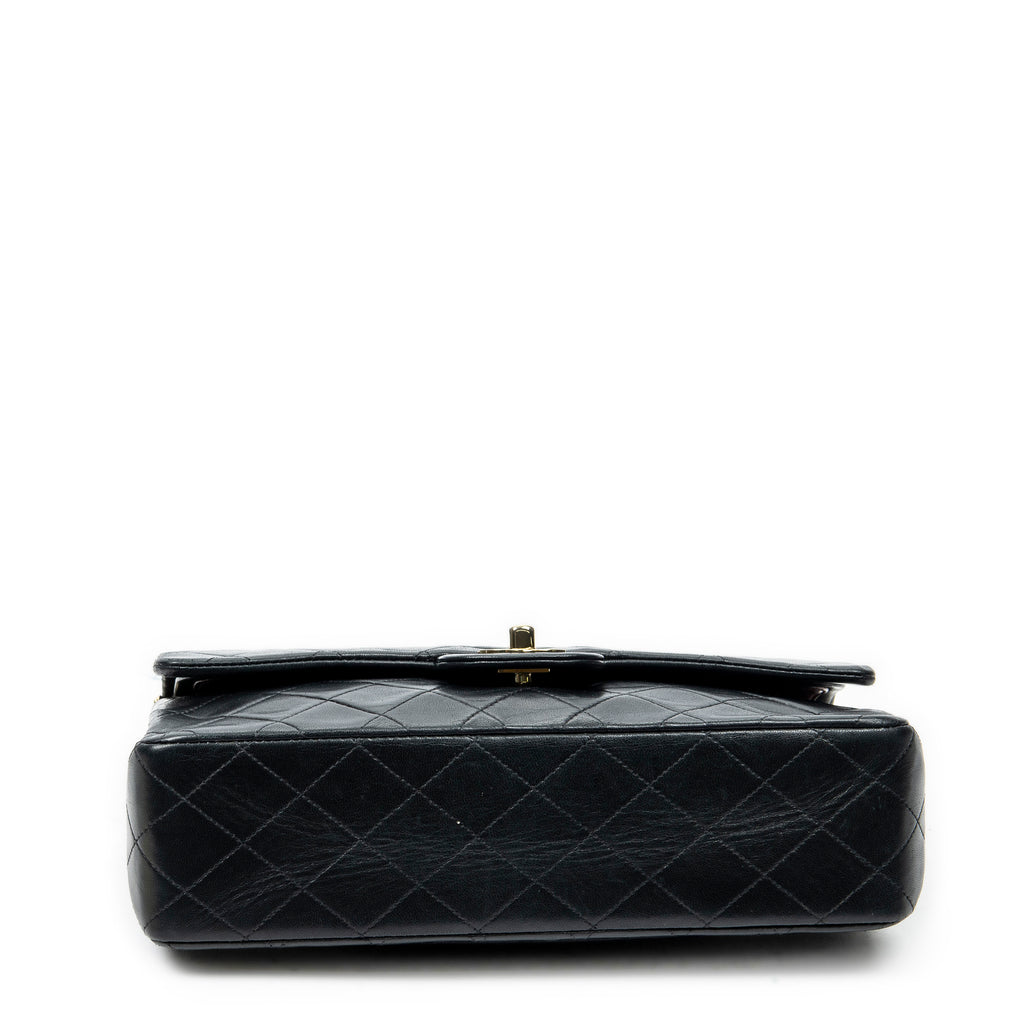 Shoulder Bag Classic Double Flap 26 Black Quilted Lambskin Leather