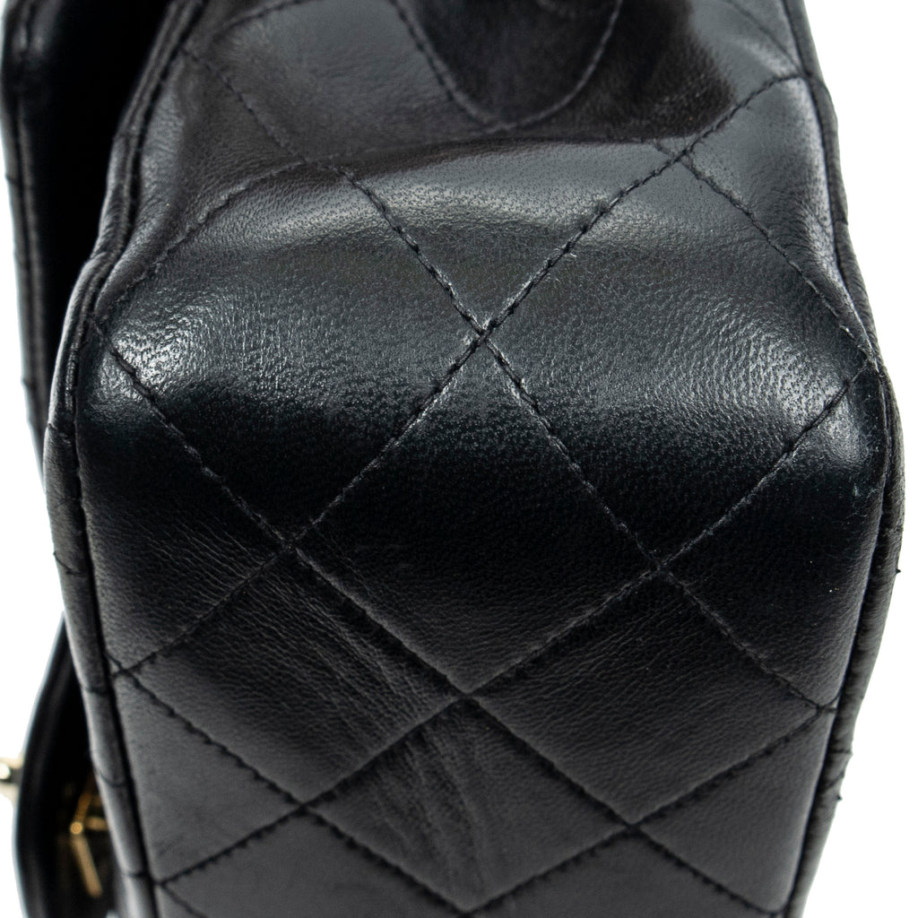 Shoulder Bag Classic Double Flap 26 Black Quilted Lambskin Leather