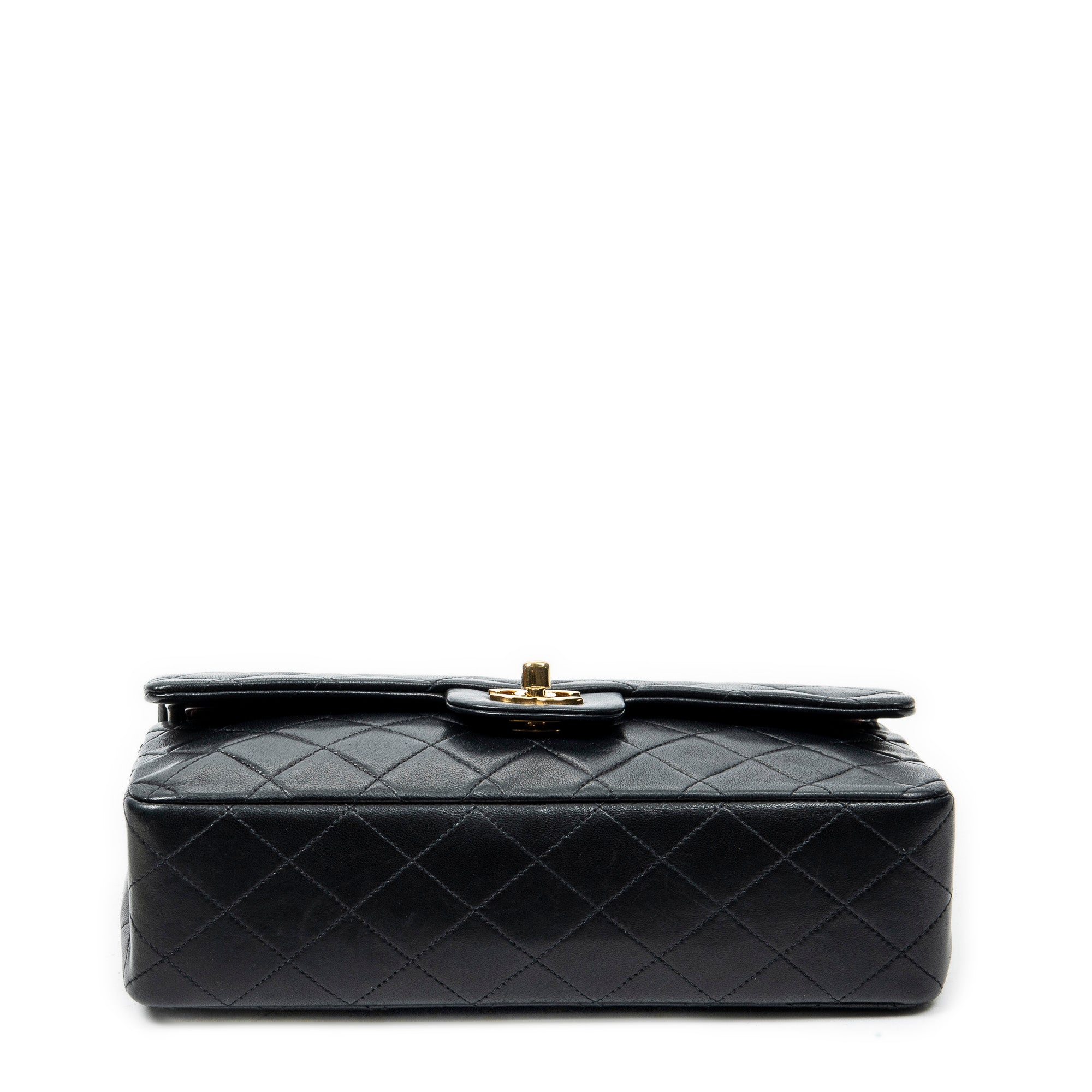 Shoulder Bag Classic Double Flap 26 Black Quilted Lambskin Leather