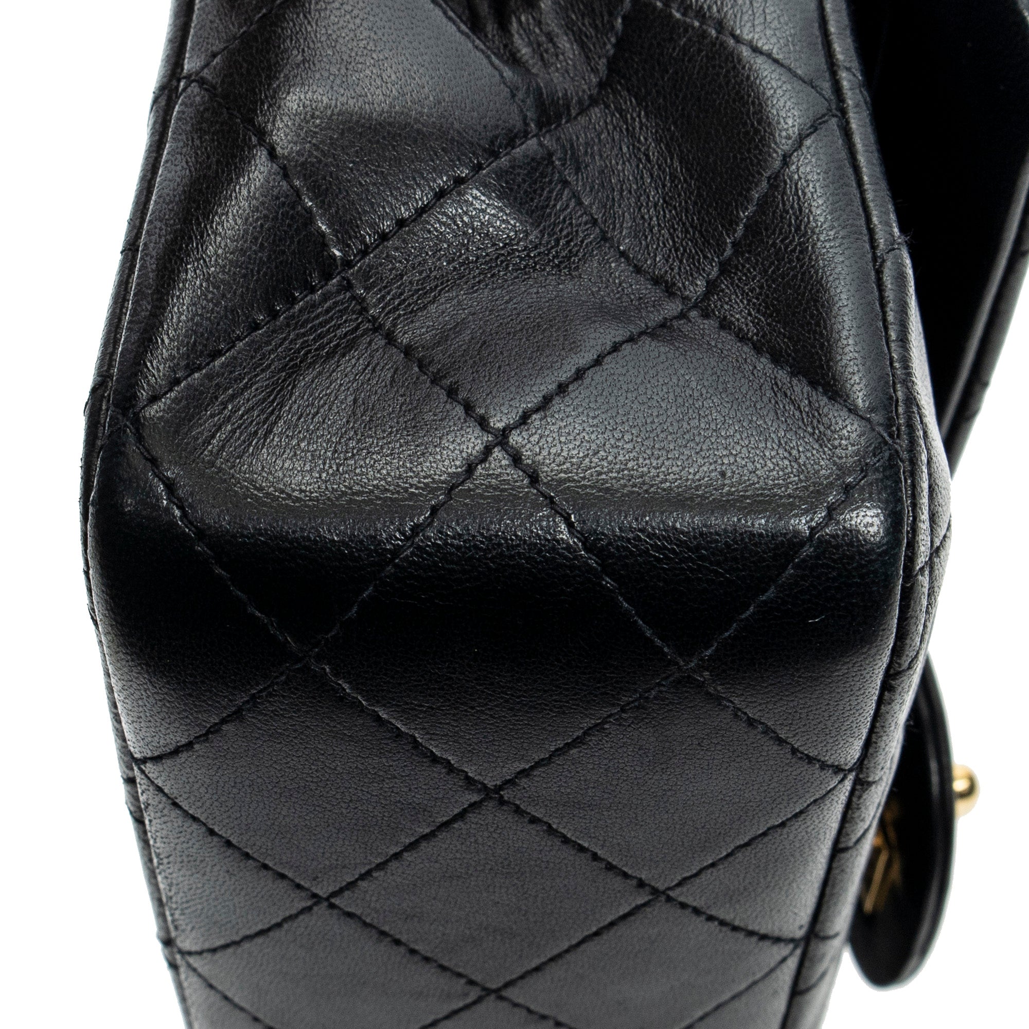 Shoulder Bag Classic Double Flap 26 Black Quilted Lambskin Leather