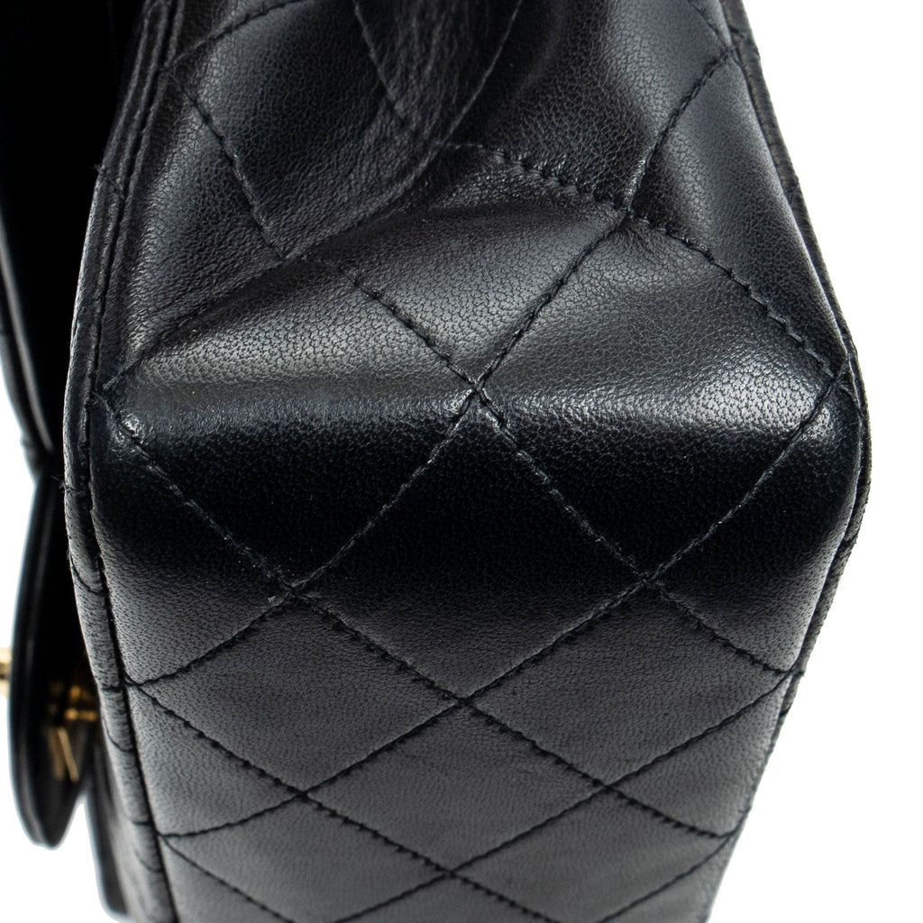 Shoulder Bag Classic Double Flap 26 Black Quilted Lambskin Leather