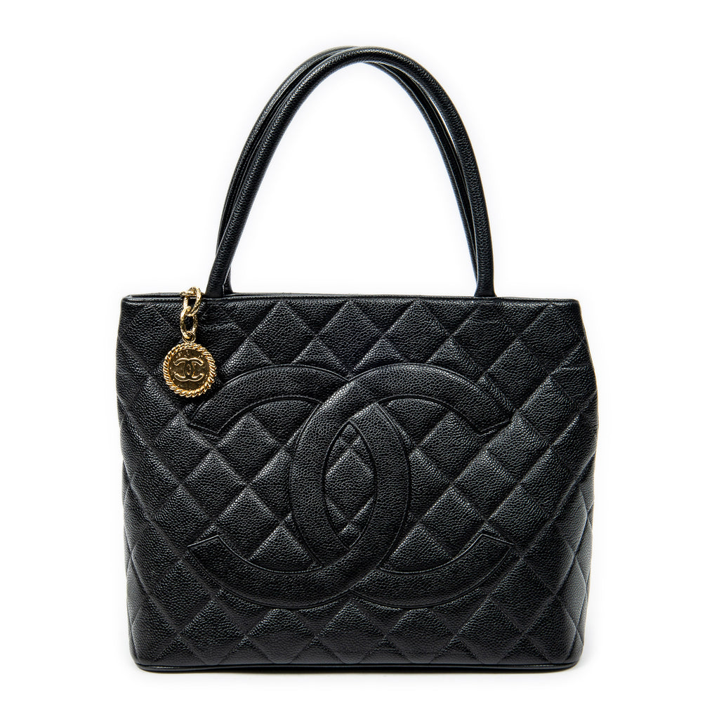 Bolso de hombro Timeless Medallion Tote de cuero caviar acolchado negro