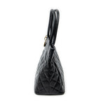 Bolso de hombro Timeless Medallion Tote de cuero caviar acolchado negro