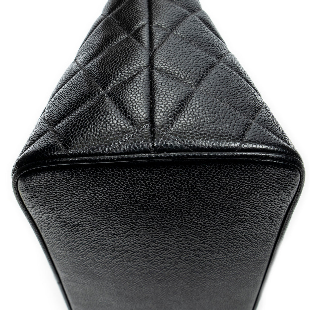 Bolso de hombro Timeless Medallion Tote de cuero caviar acolchado negro