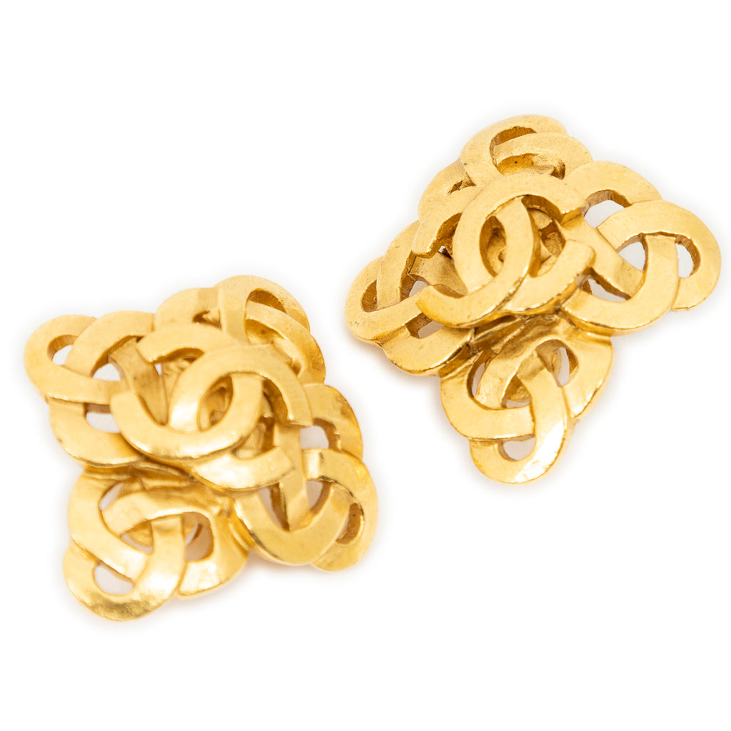 Pendientes CC de clip con diamantes bañados en oro