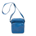 Sac bandoulière petit compartiment avant en cuir Intrecciato bleu