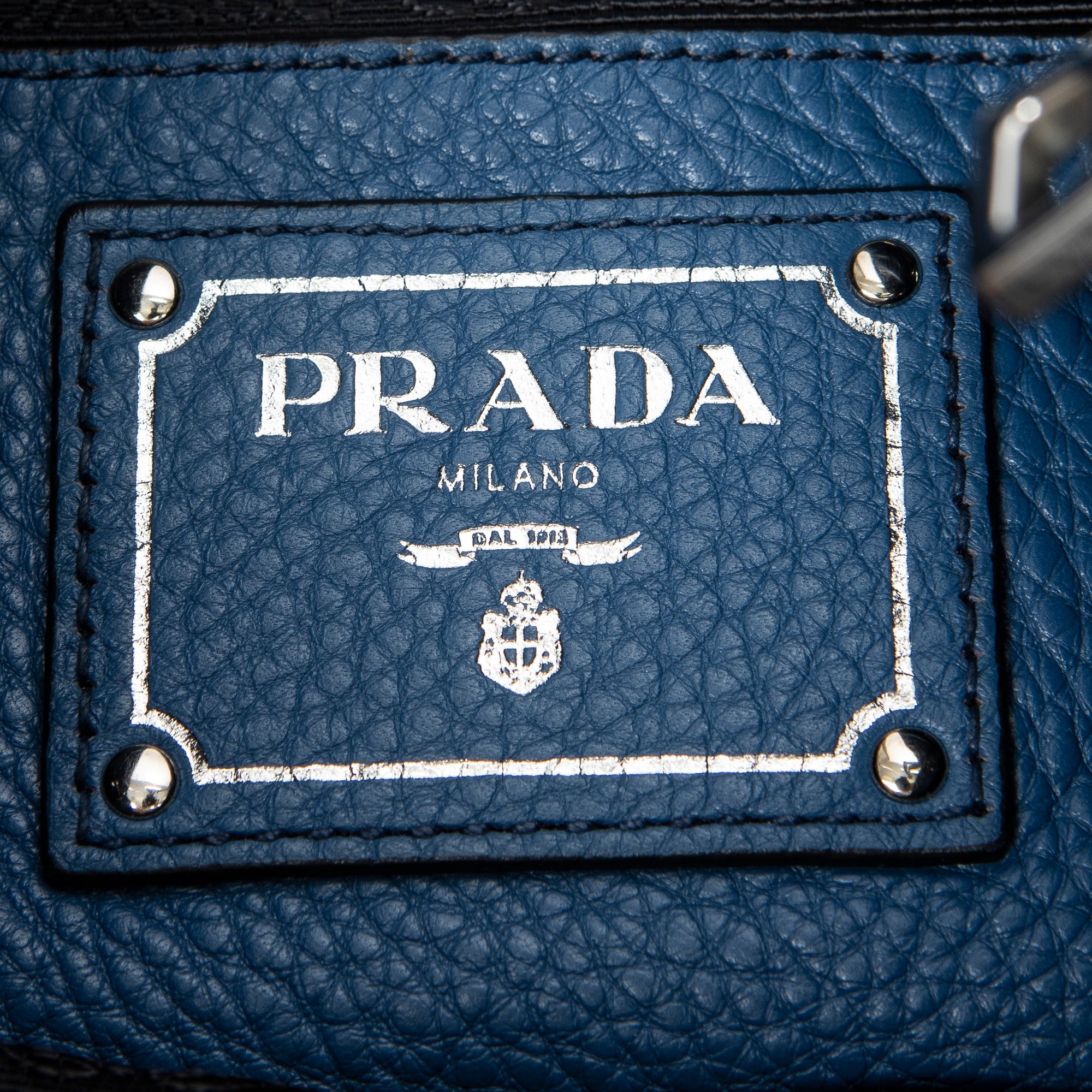 Prada - Sac hobo à boucle et fermeture éclair - Bleu