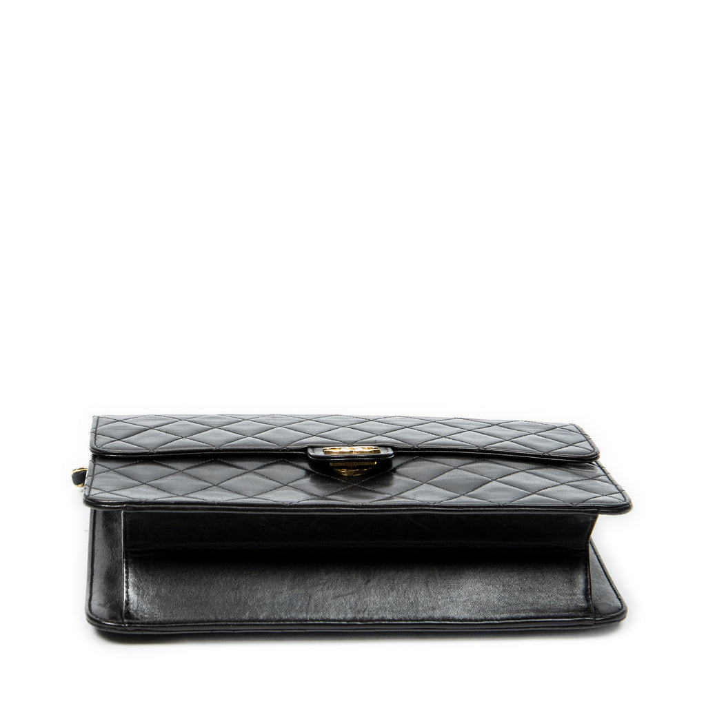 Chanel - Sac bandoulière droit vintage à fermoir poussoir - Noir
