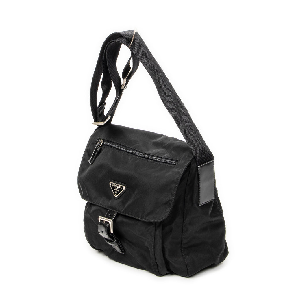 Prada - Sac bandoulière à rabat et petite boucle - Noir