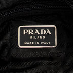 Prada - Sac bandoulière à rabat et petite boucle - Noir