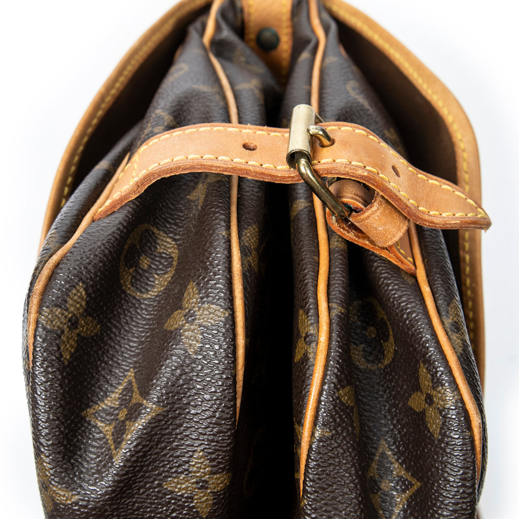 Shoulder Bag Saumur MM Brown Monogram Canvas