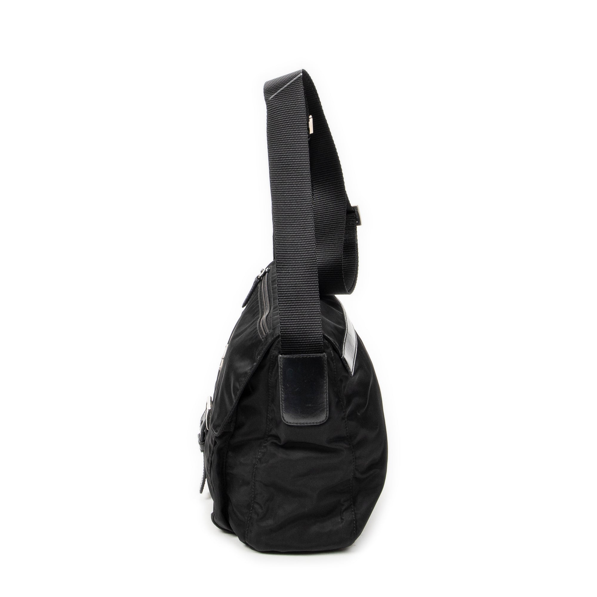Bolso de hombro con solapa pequeña tipo mensajero de lona de nailon negra