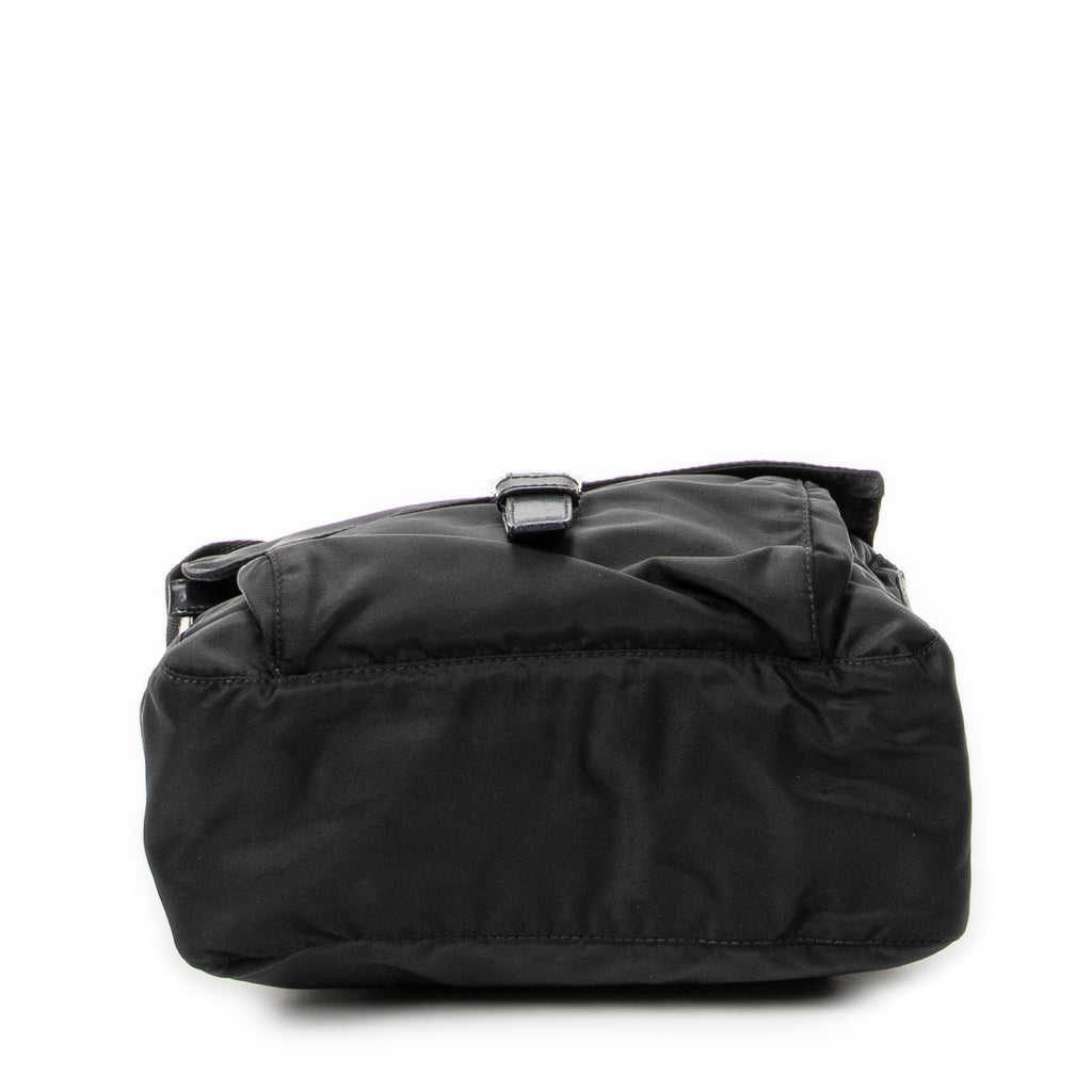 Bolso de hombro con solapa pequeña tipo mensajero de lona de nailon negra