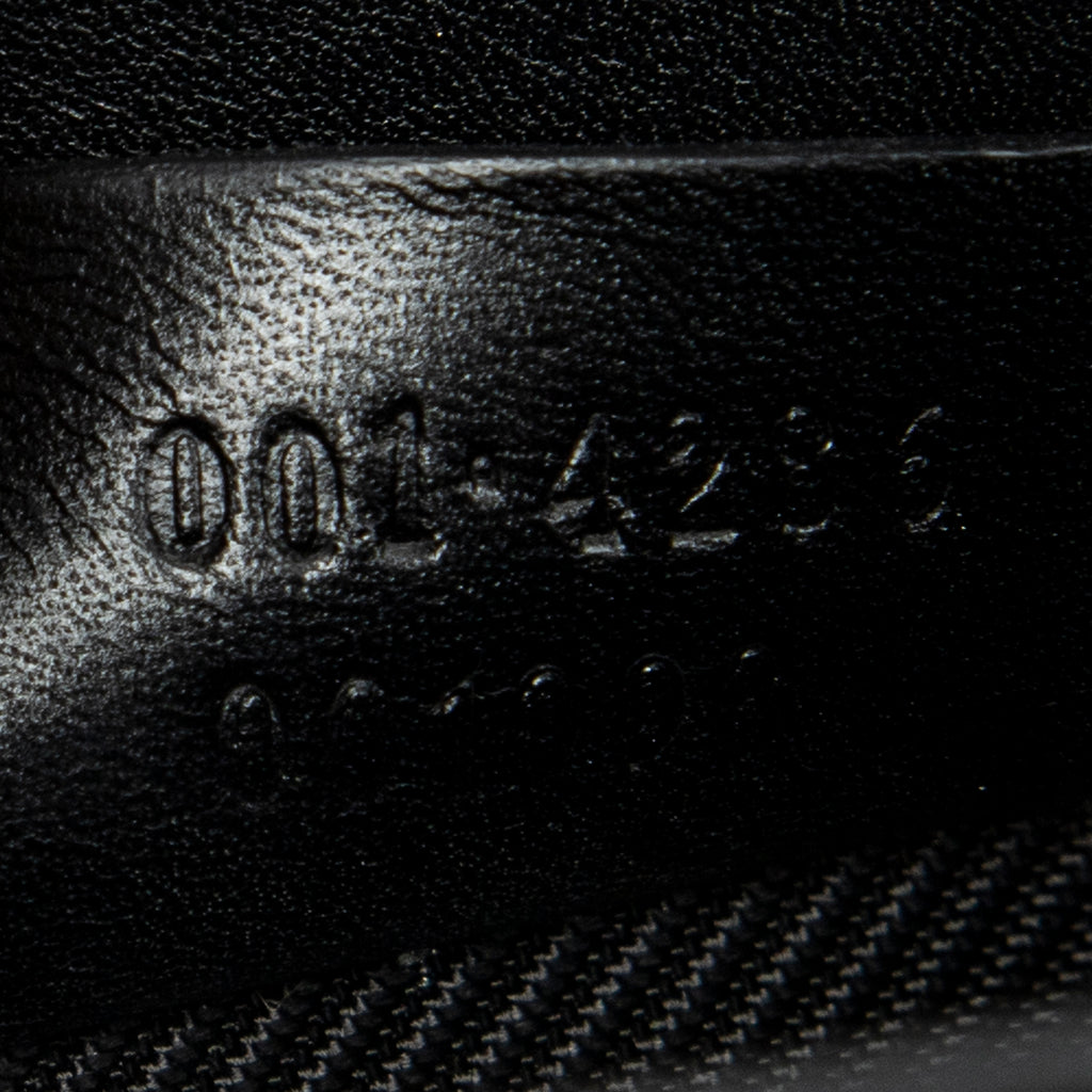 Bolso Hombro Tipo Cubo Lona Monogram Negra