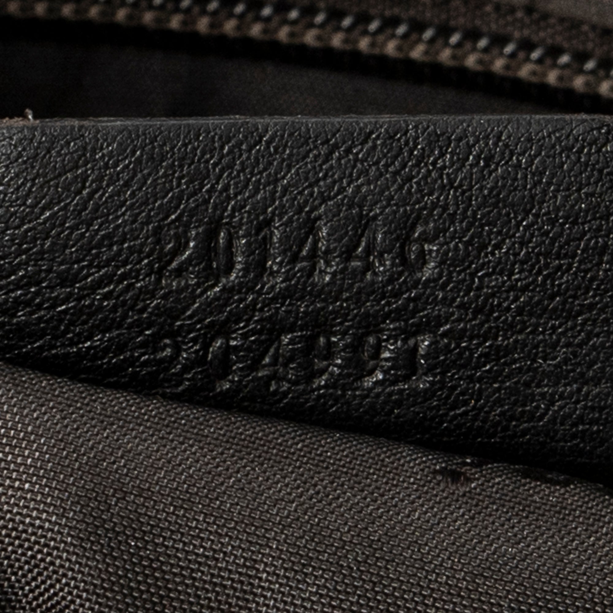 Shoulder Bag Large Square Zip Messenger Black Guccissima Leather