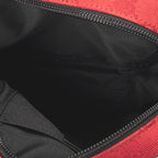 Bolso de hombro cuadrado tipo pochette bandolera de lona roja con monograma