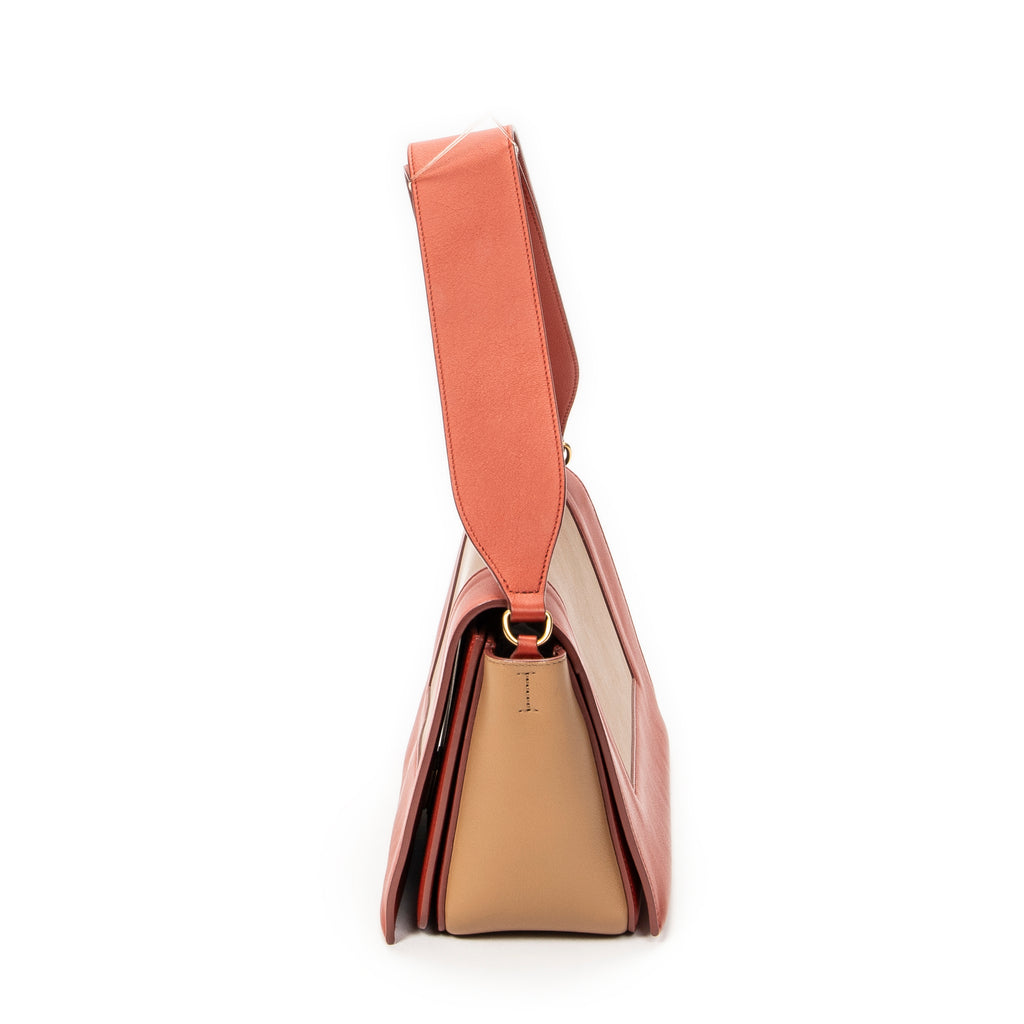 Bolso de Hombro Mediano con Marco Cruzado de Piel de Becerro Naranja