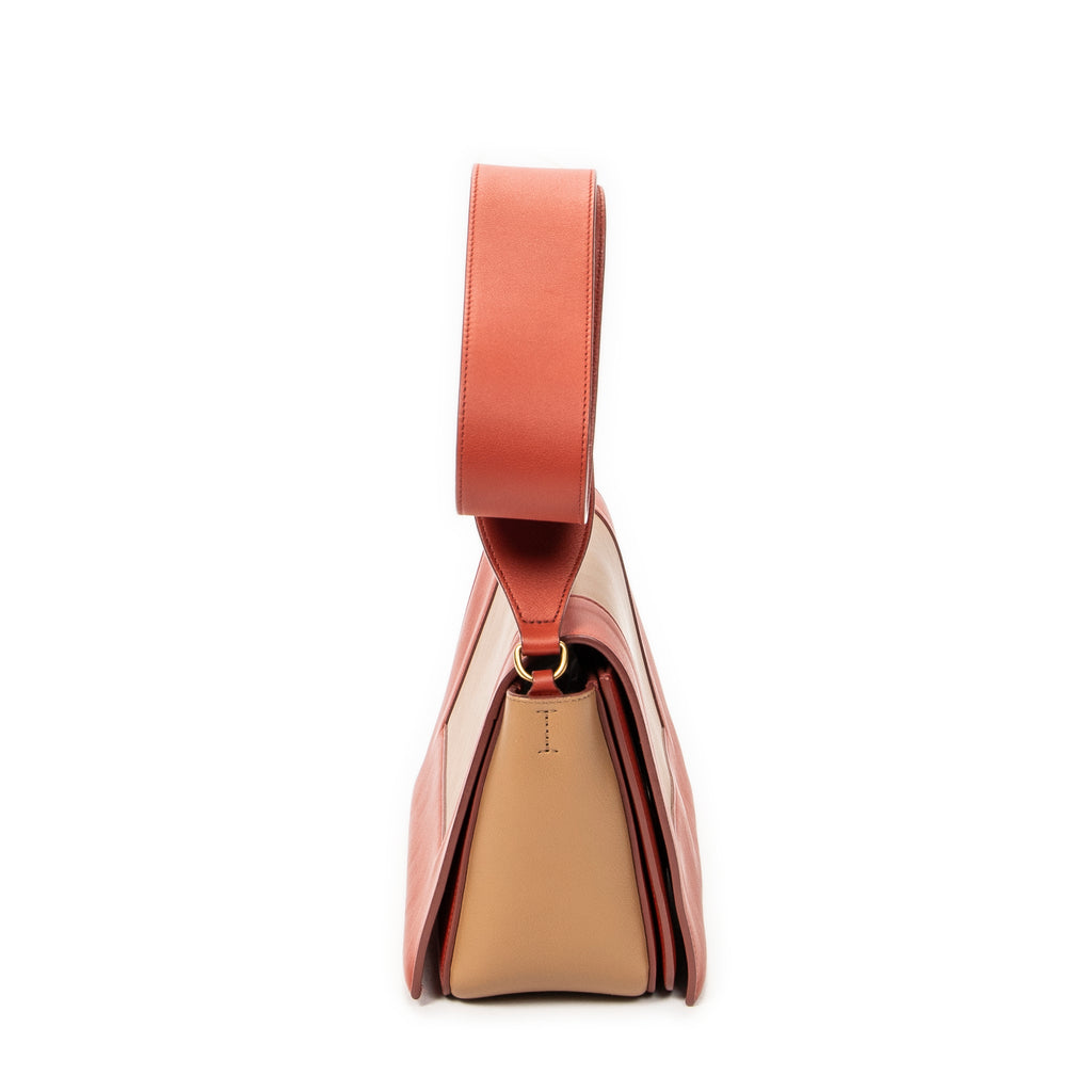 Bolso de Hombro Mediano con Marco Cruzado de Piel de Becerro Naranja