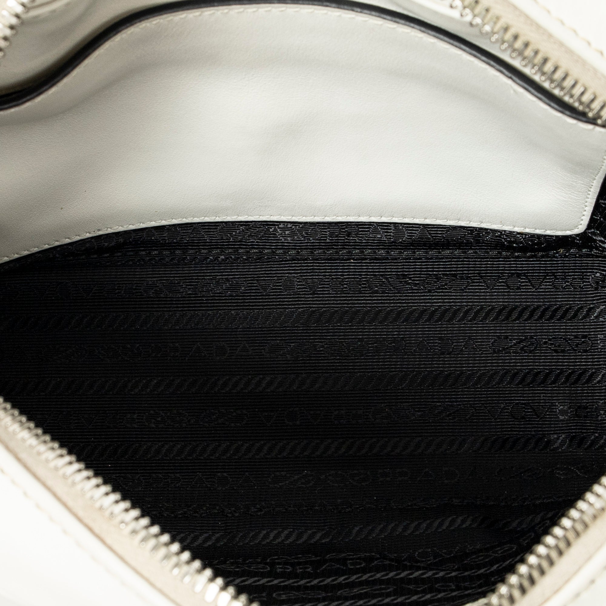 Bolso de Hombro Estampado de Mono Bolso para Cámara Piel de Becerro Color Marfil