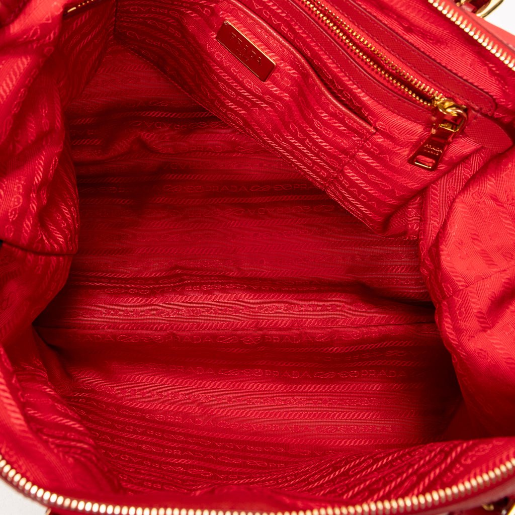 Prada - Sac Fourre-tout Zippé Convertible - Rouge