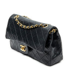 Bolso de Hombro Clásico Double Flap 23 Piel de Cordero Acolchada Negra