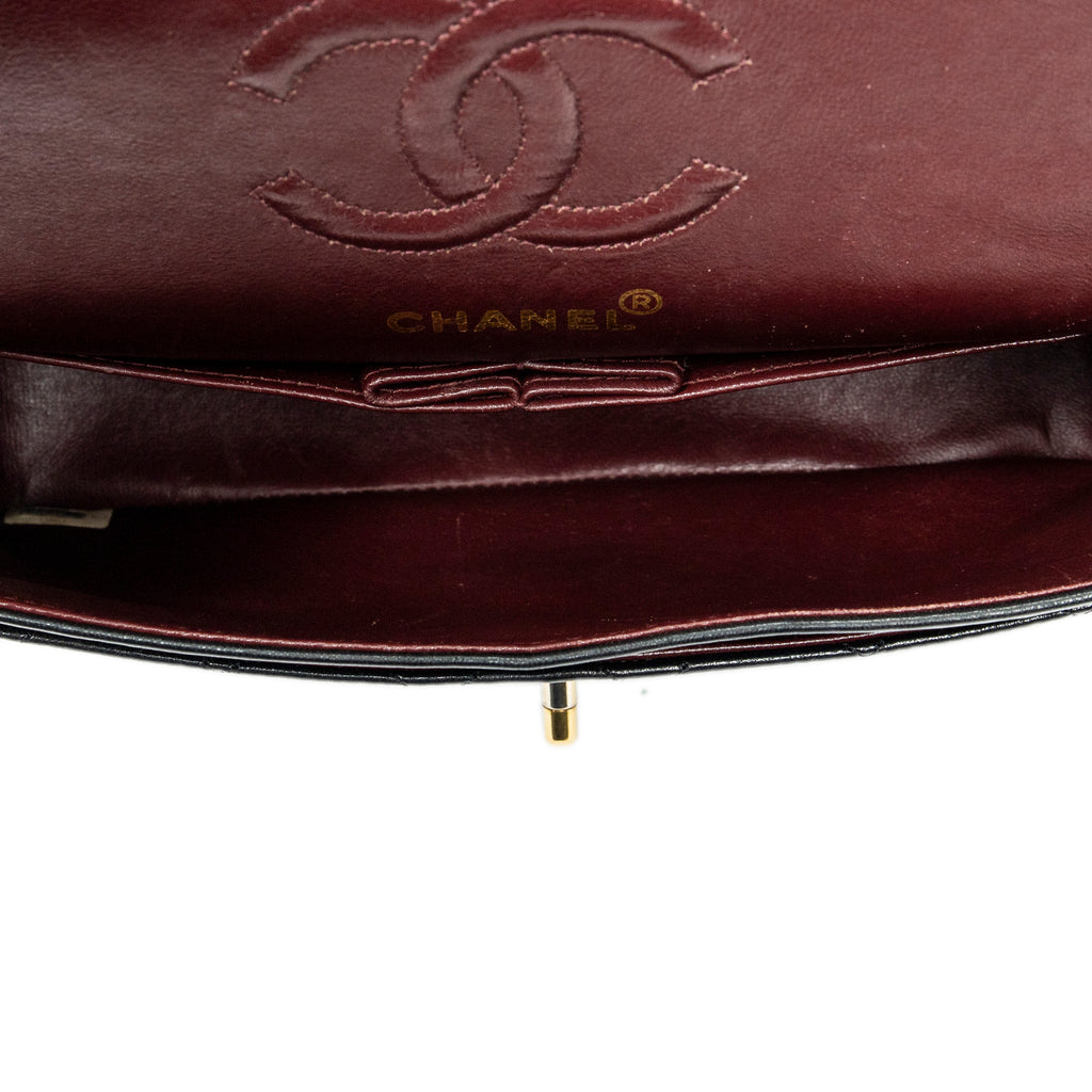 Bolso de Hombro Clásico Double Flap 23 Piel de Cordero Acolchada Negra
