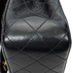 Bolso de Hombro Clásico Doble Solapa 26 Piel de Cordero Acolchada Negra