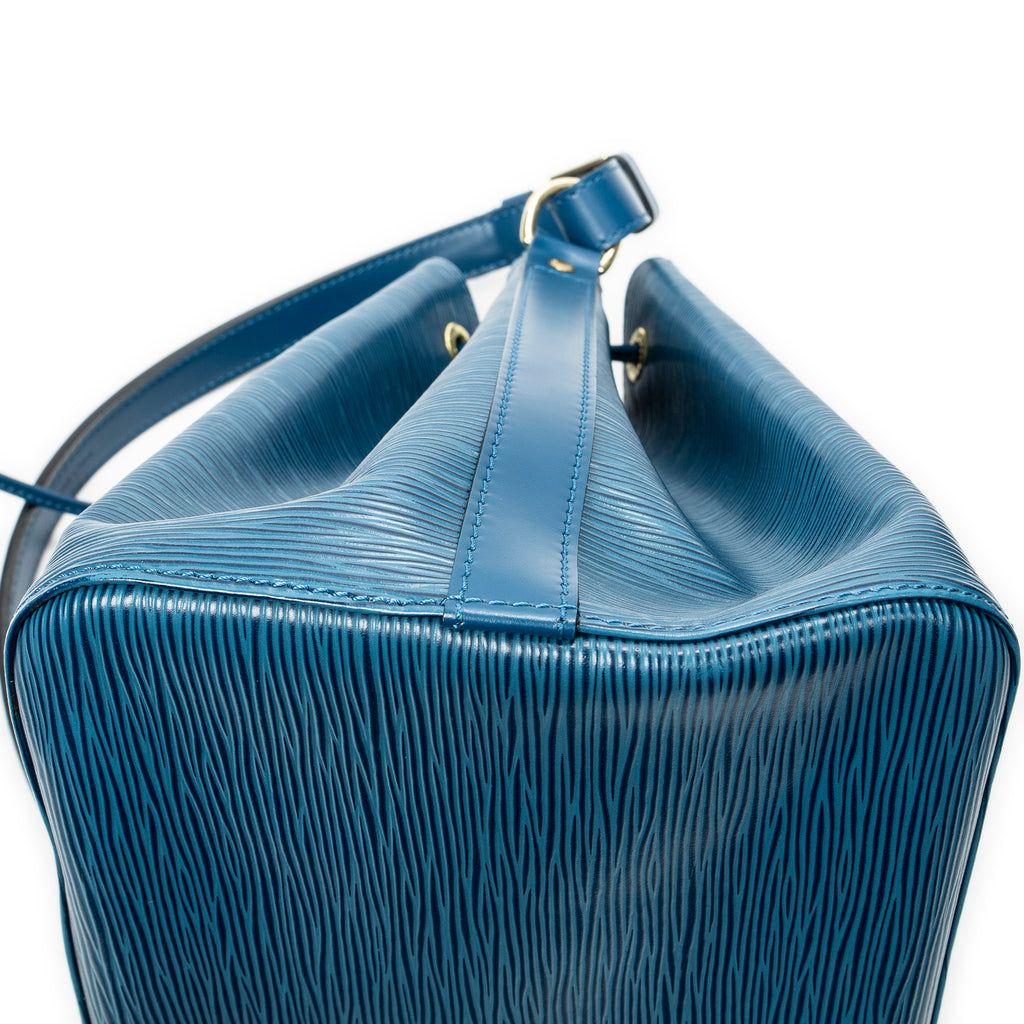 Shoulder Bag Noe PM Blue Epi
