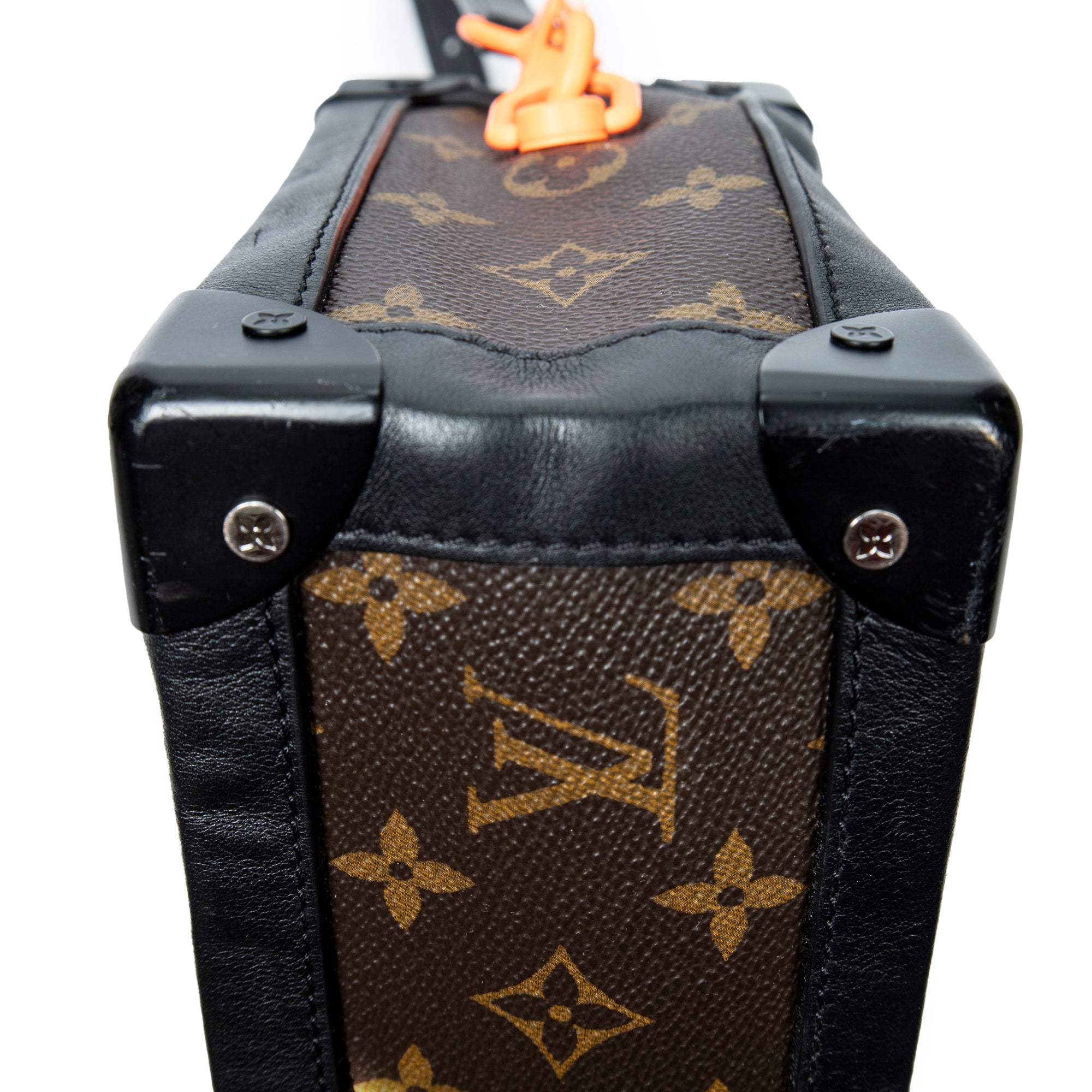 Sac bandoulière Solar Ray Soft Trunk en toile Monogram marron