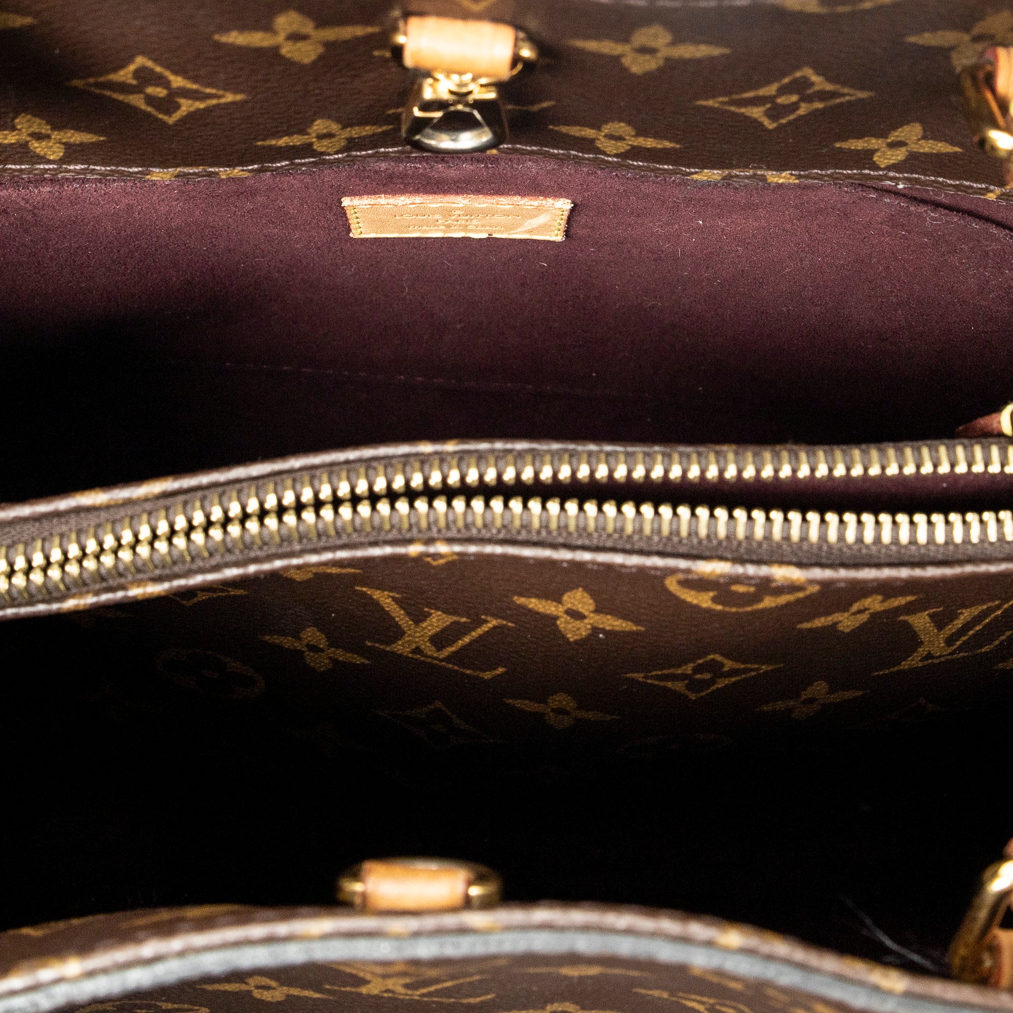 Shoulder Bag Montaigne MM Brown Monogram Canvas