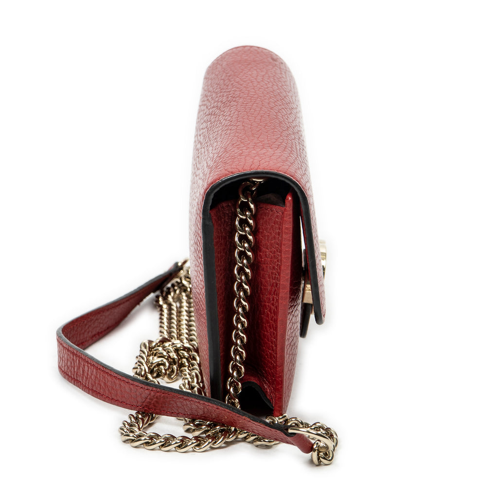 Shoulder Bag Interlocking G Chain Wallet Red Grained Calfskin Leather