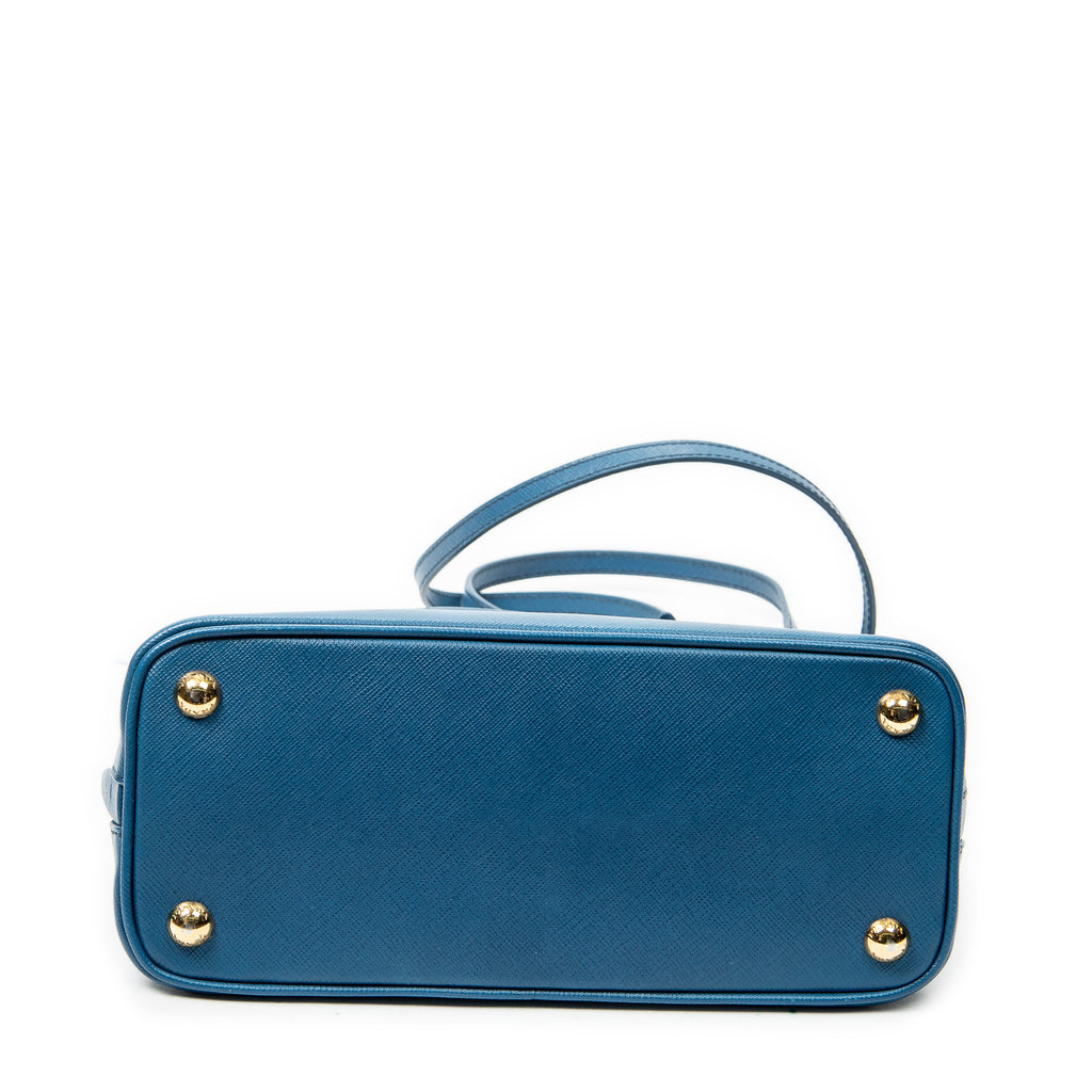 Shoulder Bag Small Zip Promenade Blue Saffiano Leather