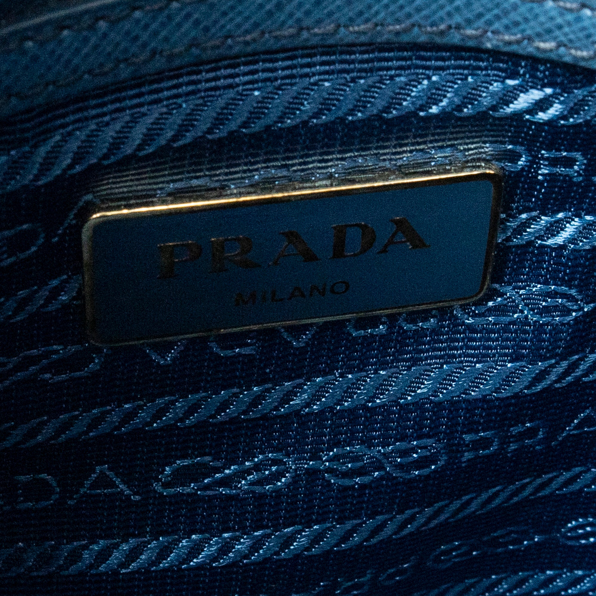 Shoulder Bag Small Zip Promenade Blue Saffiano Leather