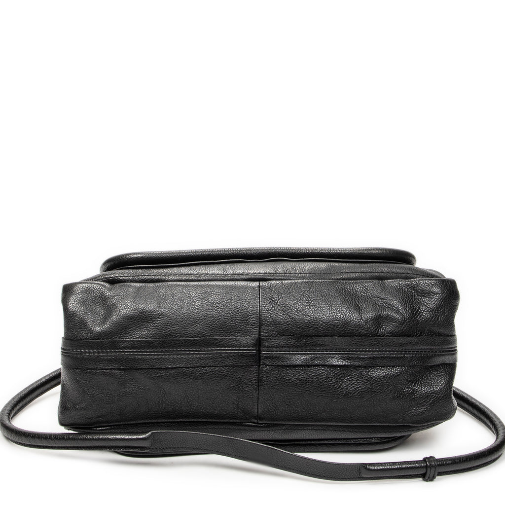Shoulder Bag Medium Paraty Black Grained Calfskin Leather