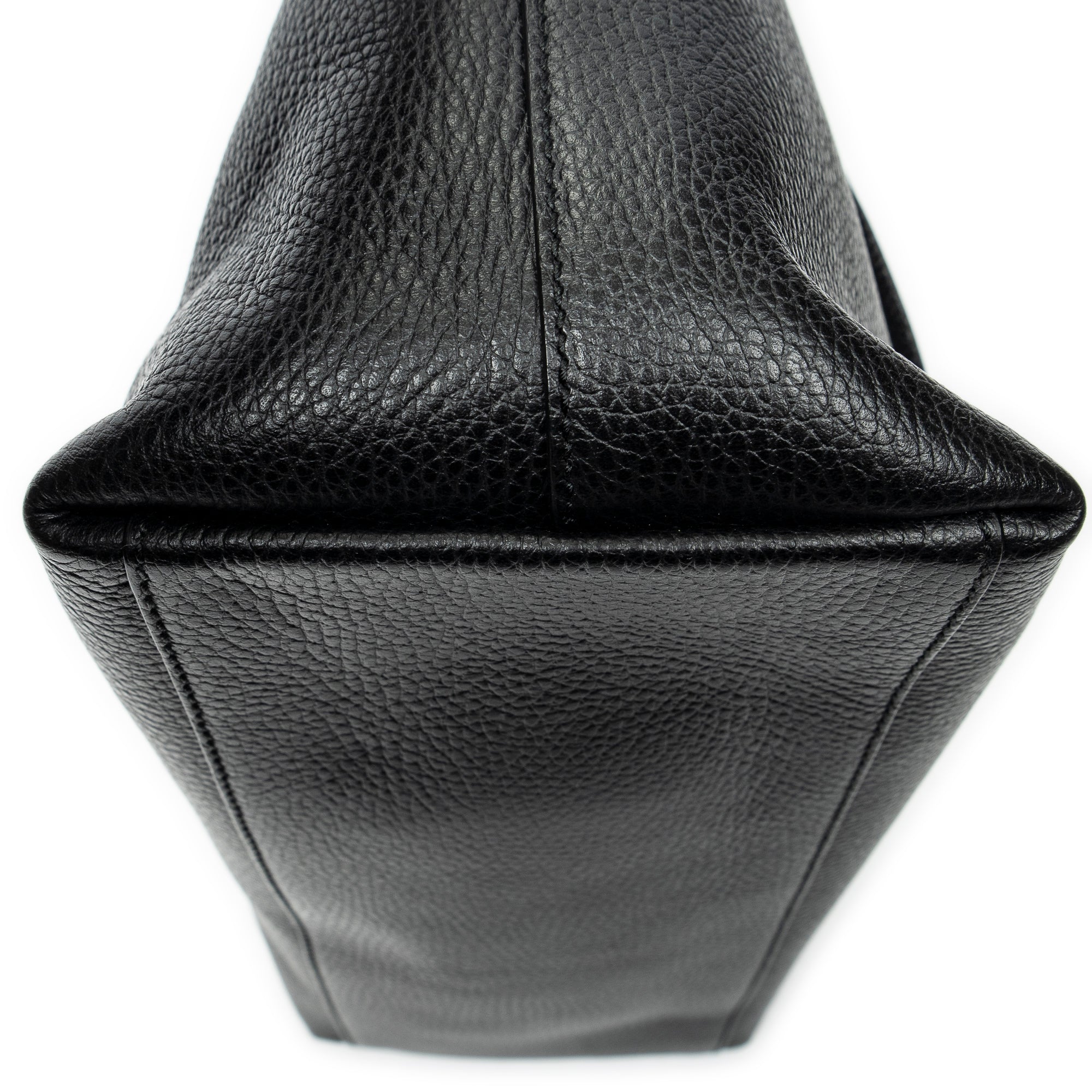 Shoulder Bag Large GG Charm Zip Tote Black Grained Calfskin Leather