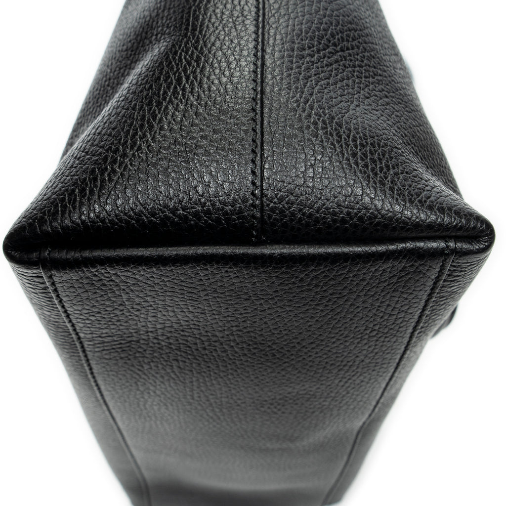 Shoulder Bag Large GG Charm Zip Tote Black Grained Calfskin Leather