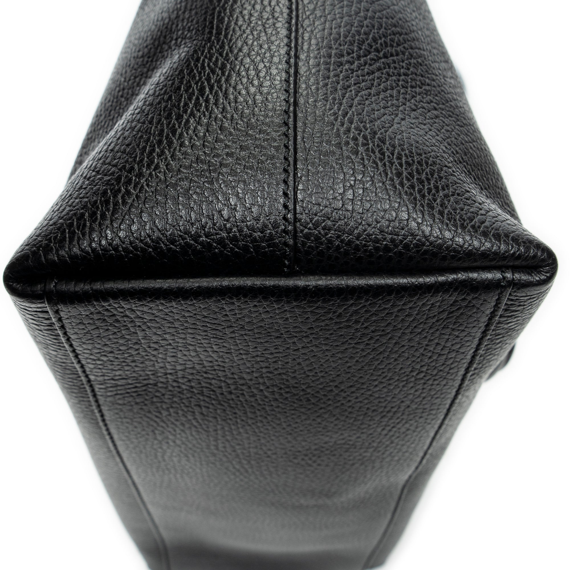Shoulder Bag Large GG Charm Zip Tote Black Grained Calfskin Leather
