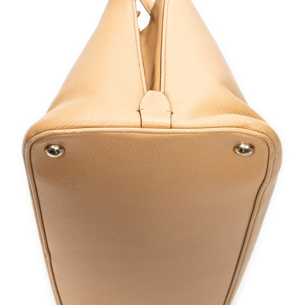 Shoulder Bag Front Pocket Dome Tote Beige Saffiano Leather