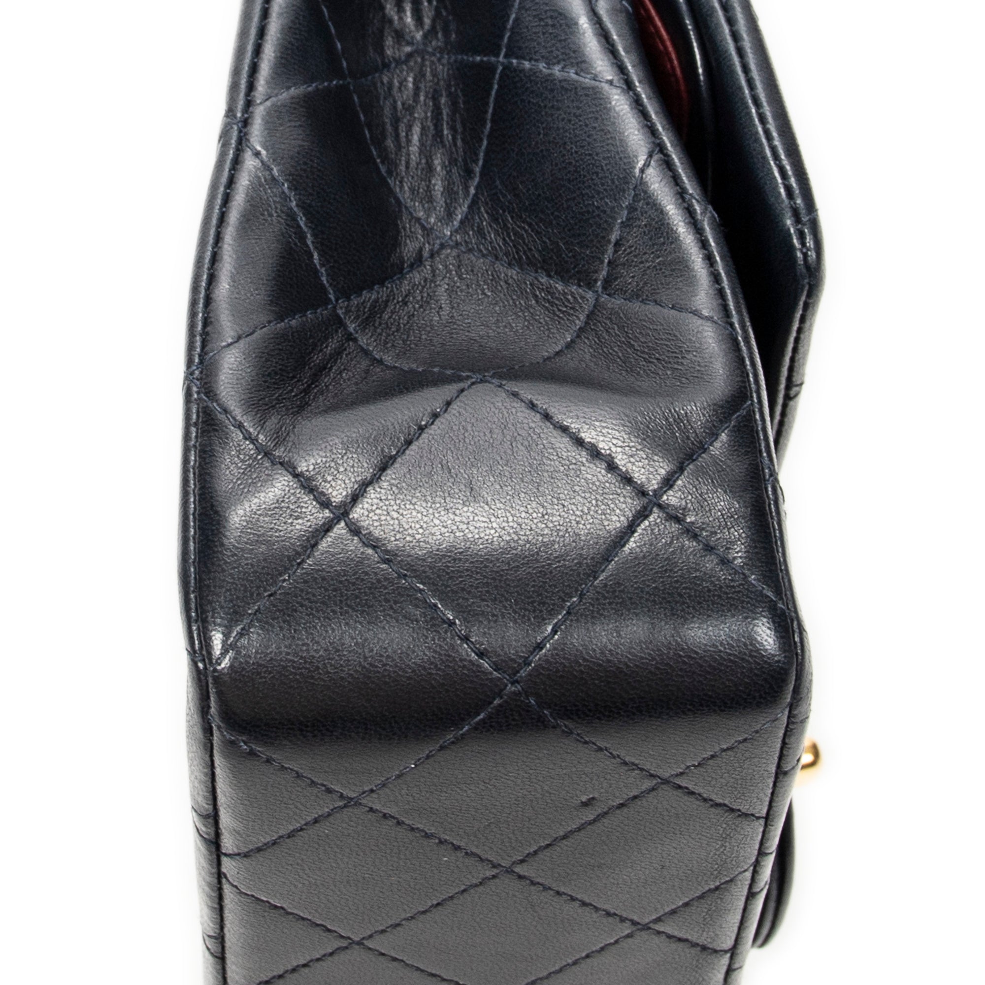 Shoulder Bag Classic Double Flap 23 Navy Quilted Lambskin Leather
