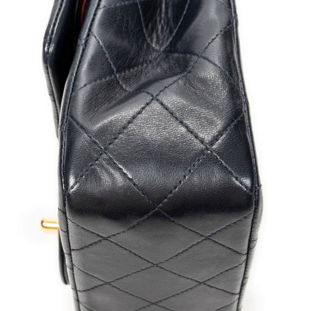 Shoulder Bag Classic Double Flap 23 Navy Quilted Lambskin Leather