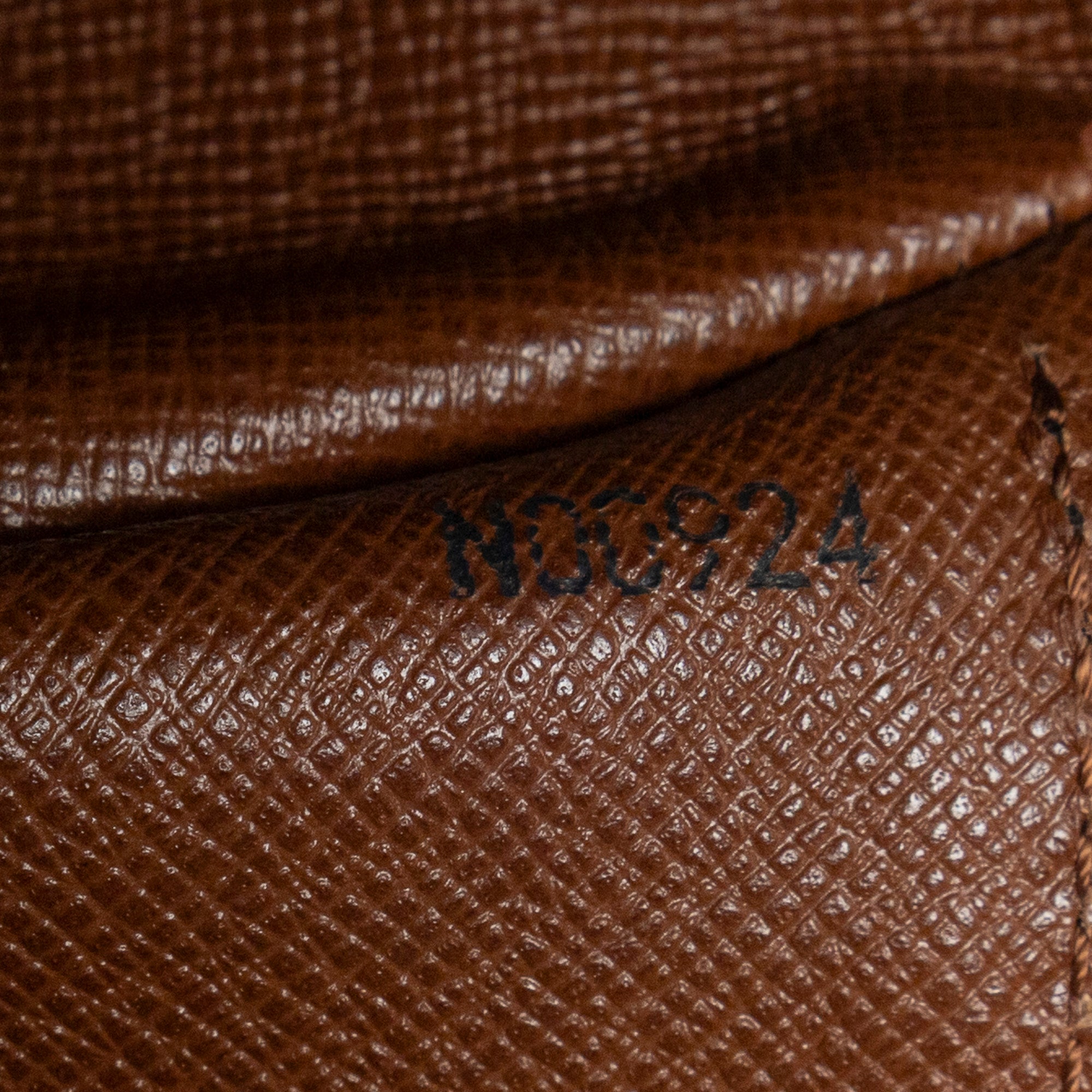 Handbag Papillon 30 Brown Monogram Canvas