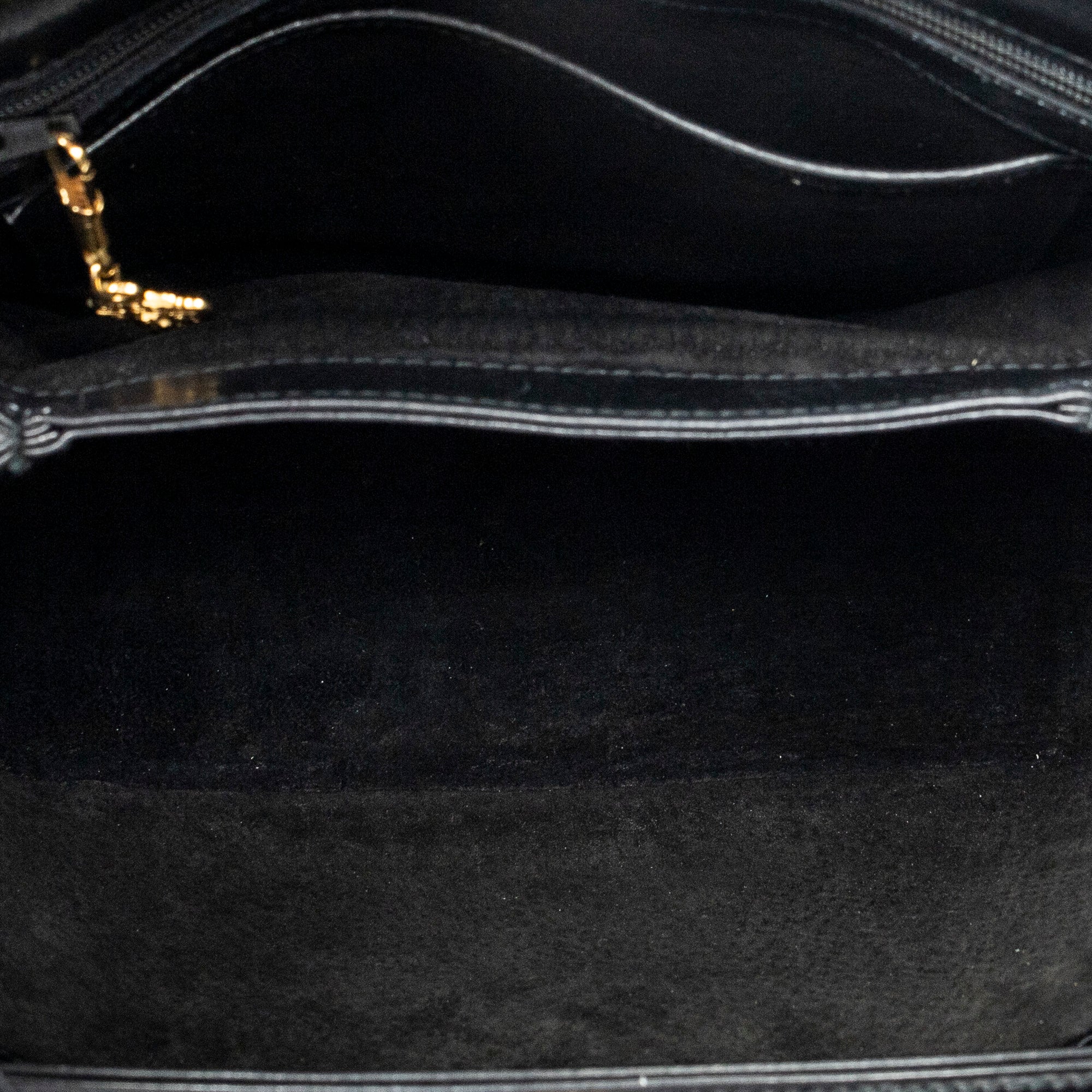 Shoulder Bag Vintage Fold Over Top Handle Black Smooth Calfskin Leather