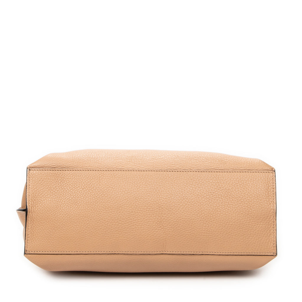 Shoulder Bag Medium Bamboo Daily Top Handle Beige Grained Calfskin Leather
