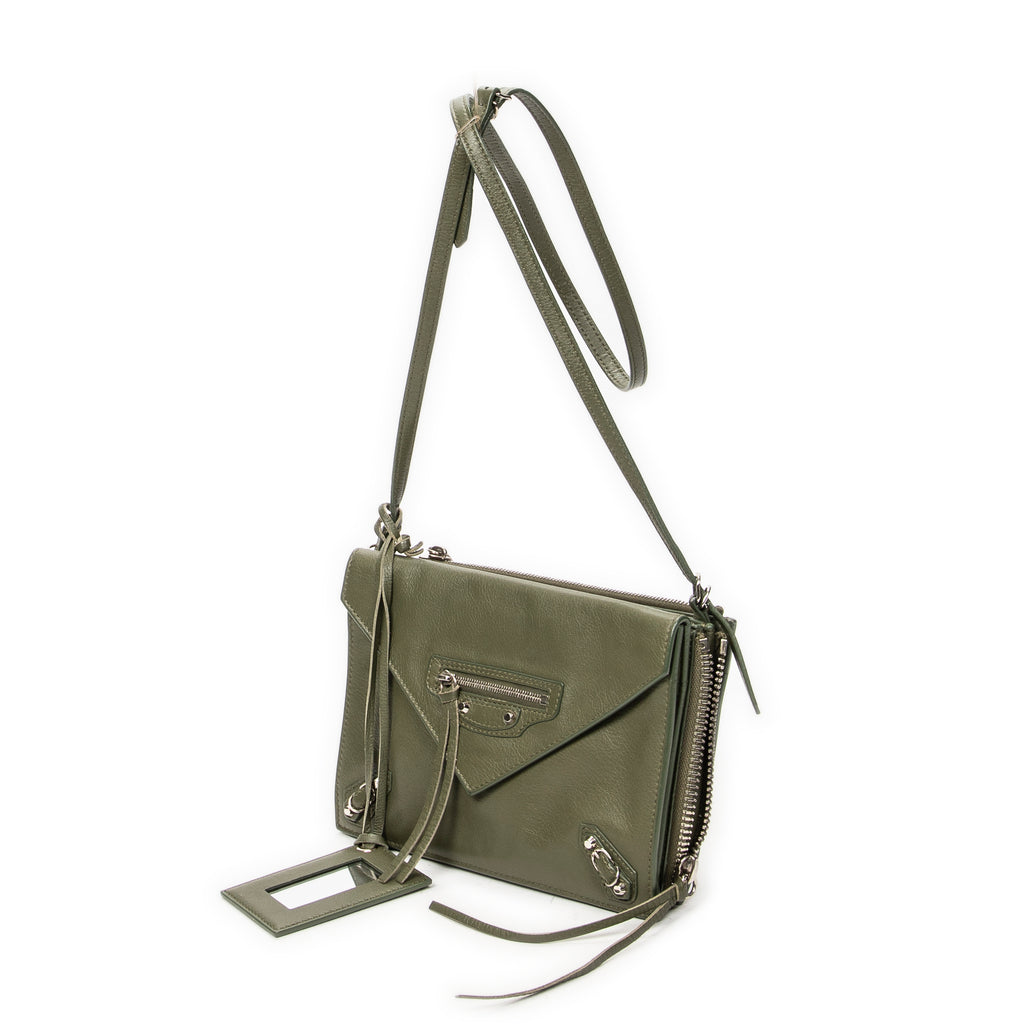 Shoulder Bag XS Papier Zip Around Triple Olive Green Calfskin Leather