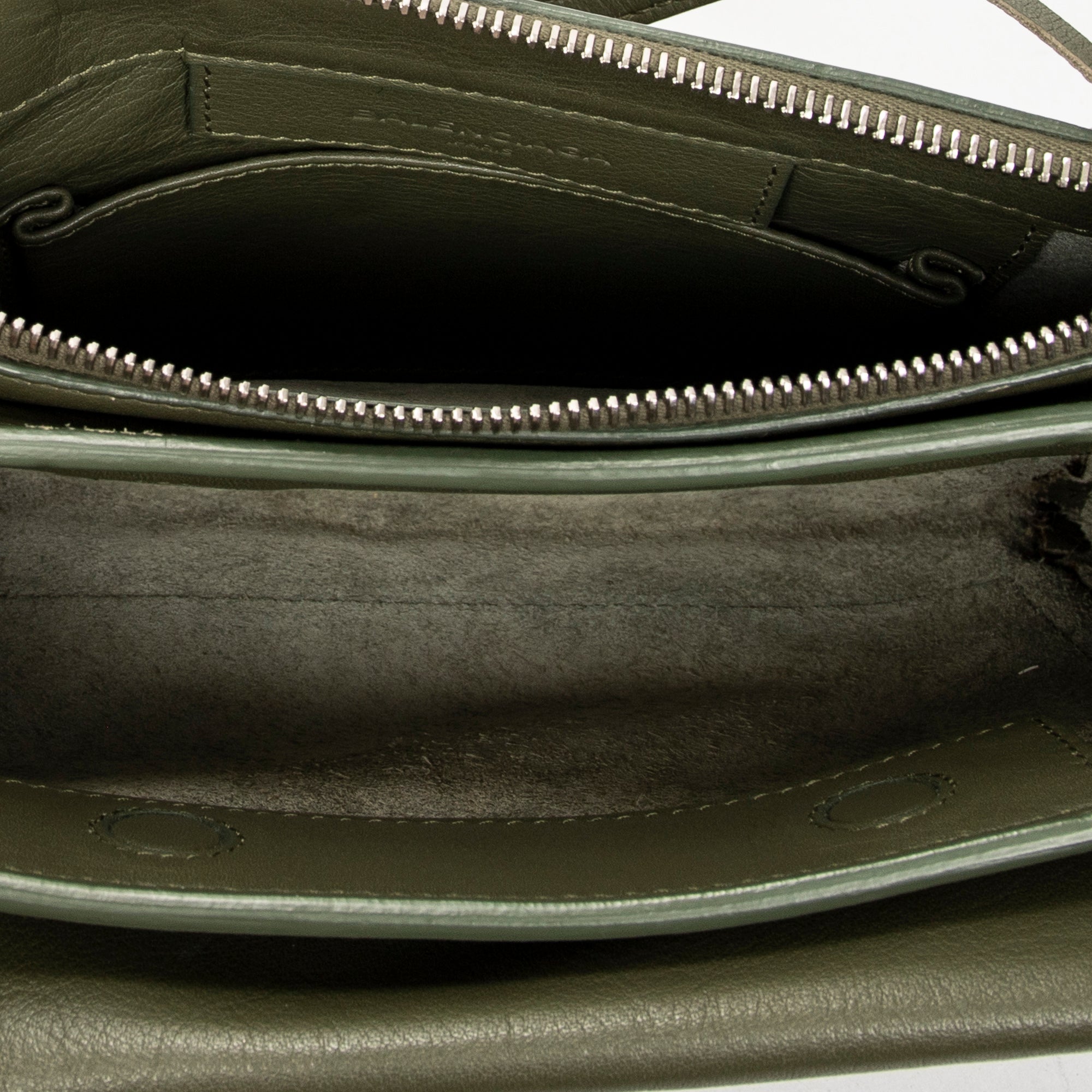 Shoulder Bag XS Papier Zip Around Triple Olive Green Calfskin Leather