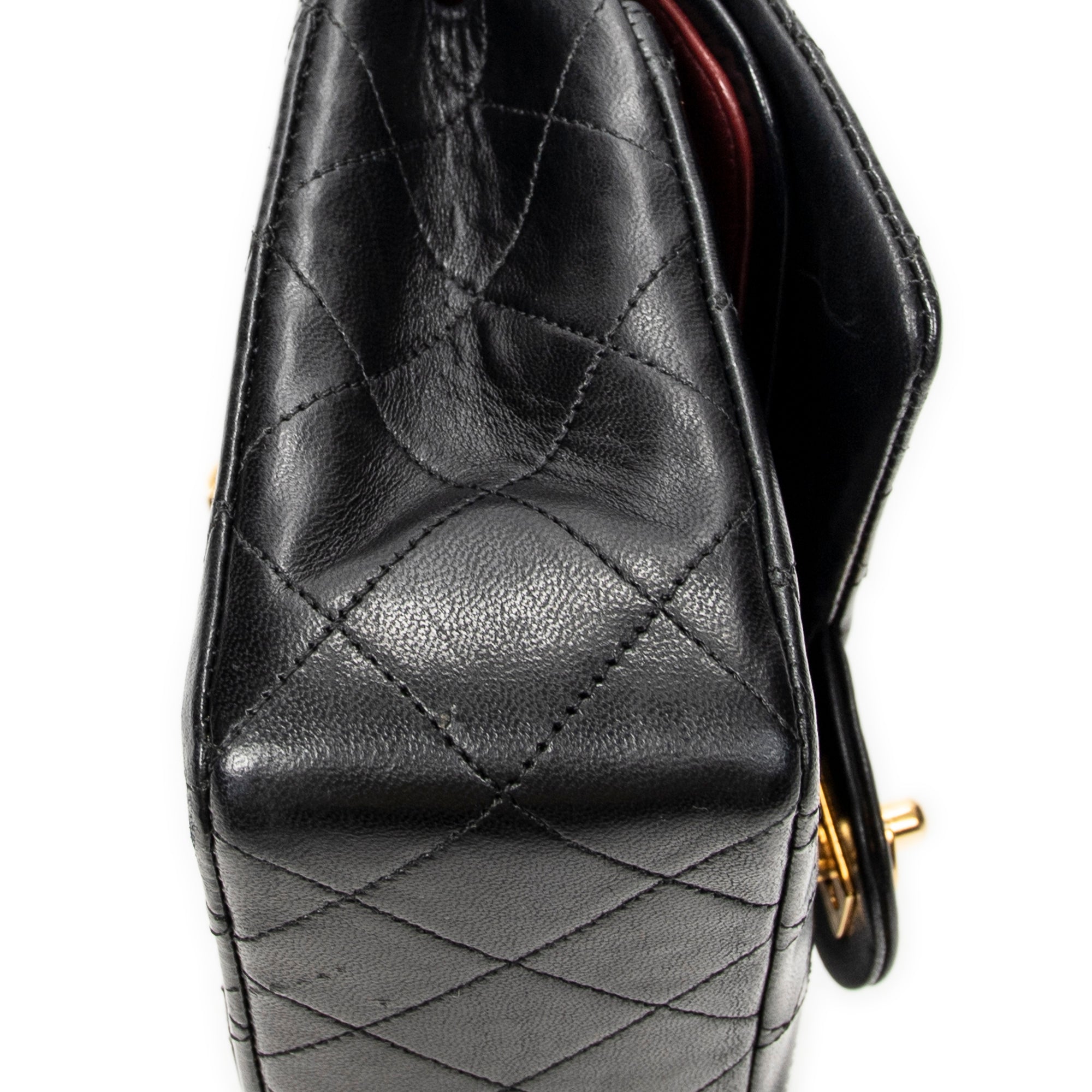 Bolso de Hombro Clásico Double Flap 23 Piel de Cordero Acolchada Negra