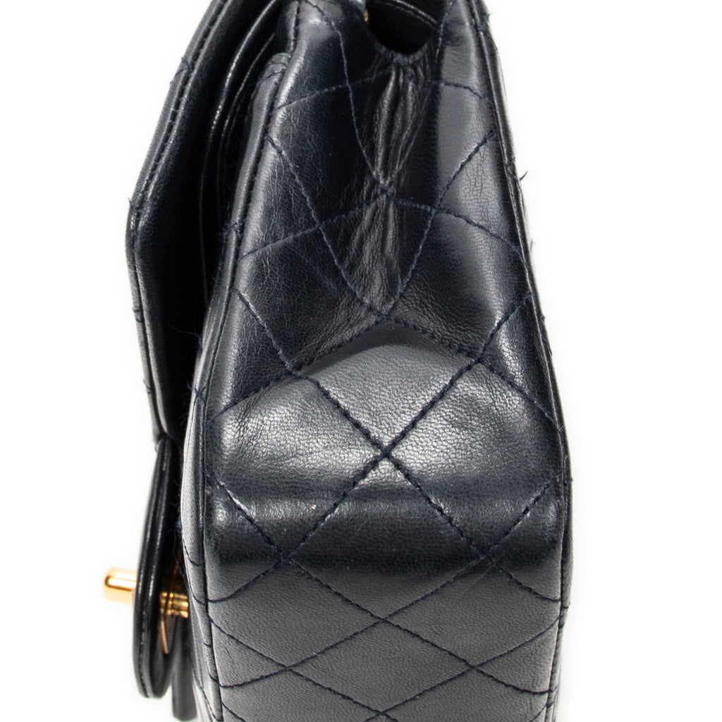 Shoulder Bag Classic Double Flap 23 Navy Quilted Lambskin Leather